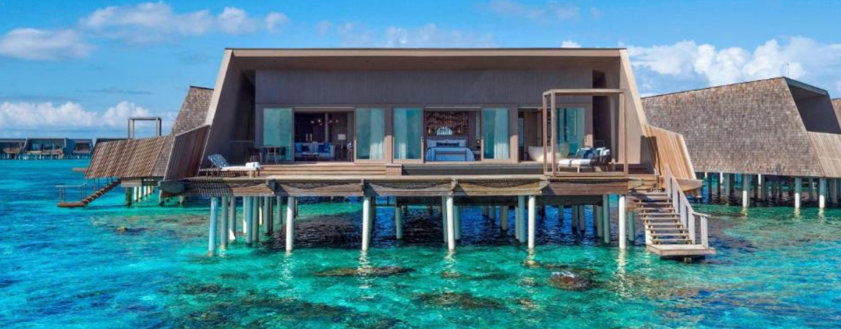 早餐後退房→退房後自由活動→前往機場島→飛往新加坡(機上跨夜)