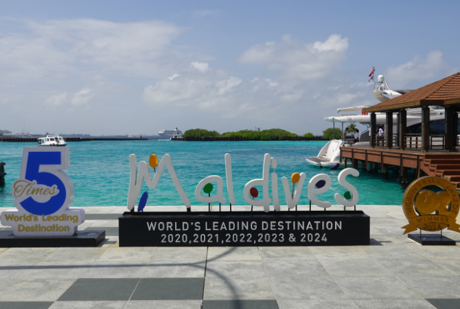 台北→新加坡→前往下個登機口轉機→馬列機場