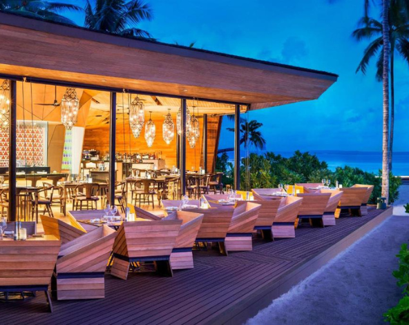 渡假島上自由探索